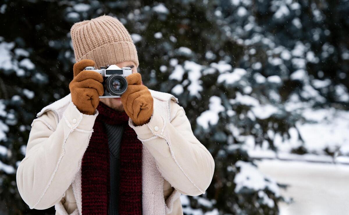 Beat Winter Boredom: 3 Cold Weather Activities for Seniors - Vista