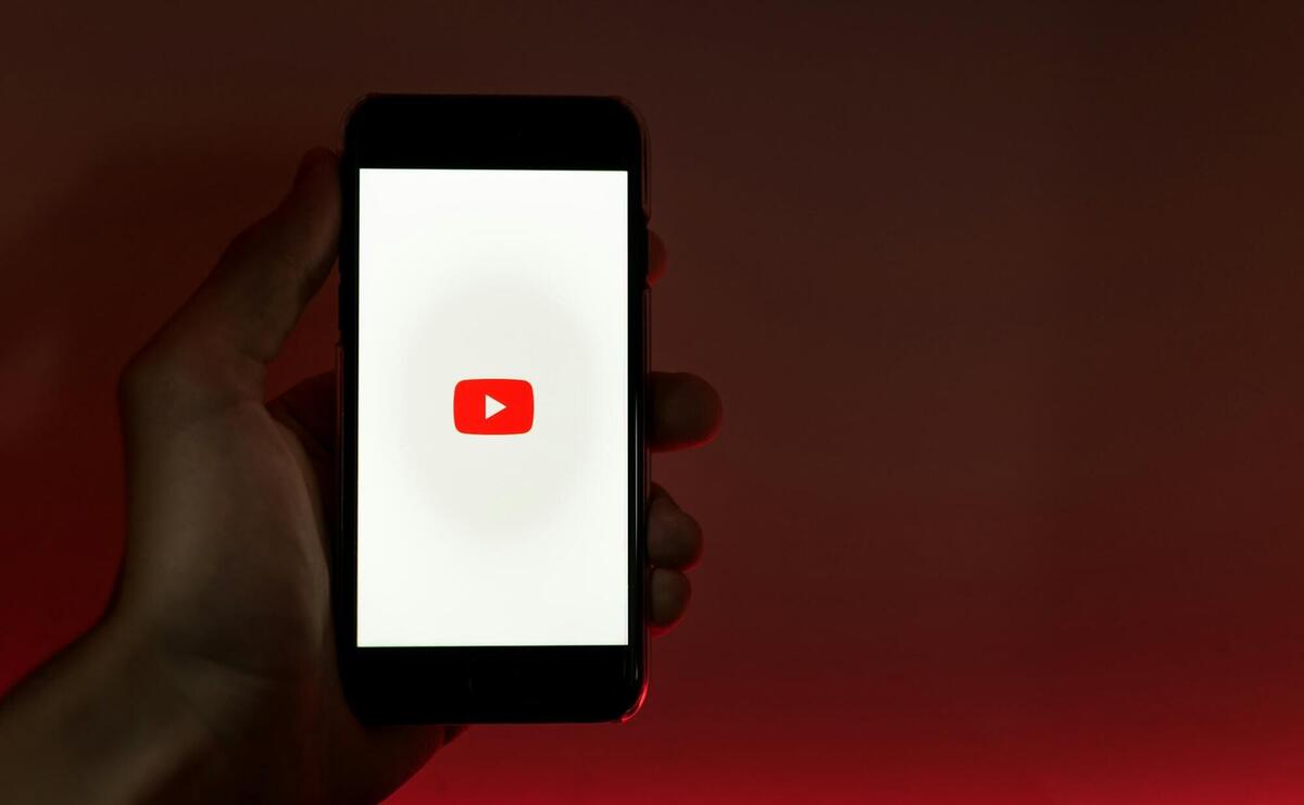 Youtube in smartphone