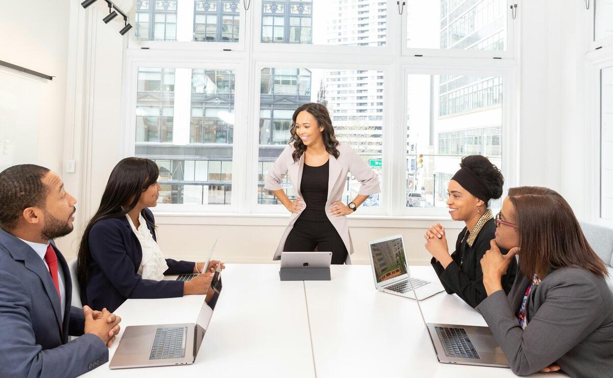 Group oO People Having A Meeting 