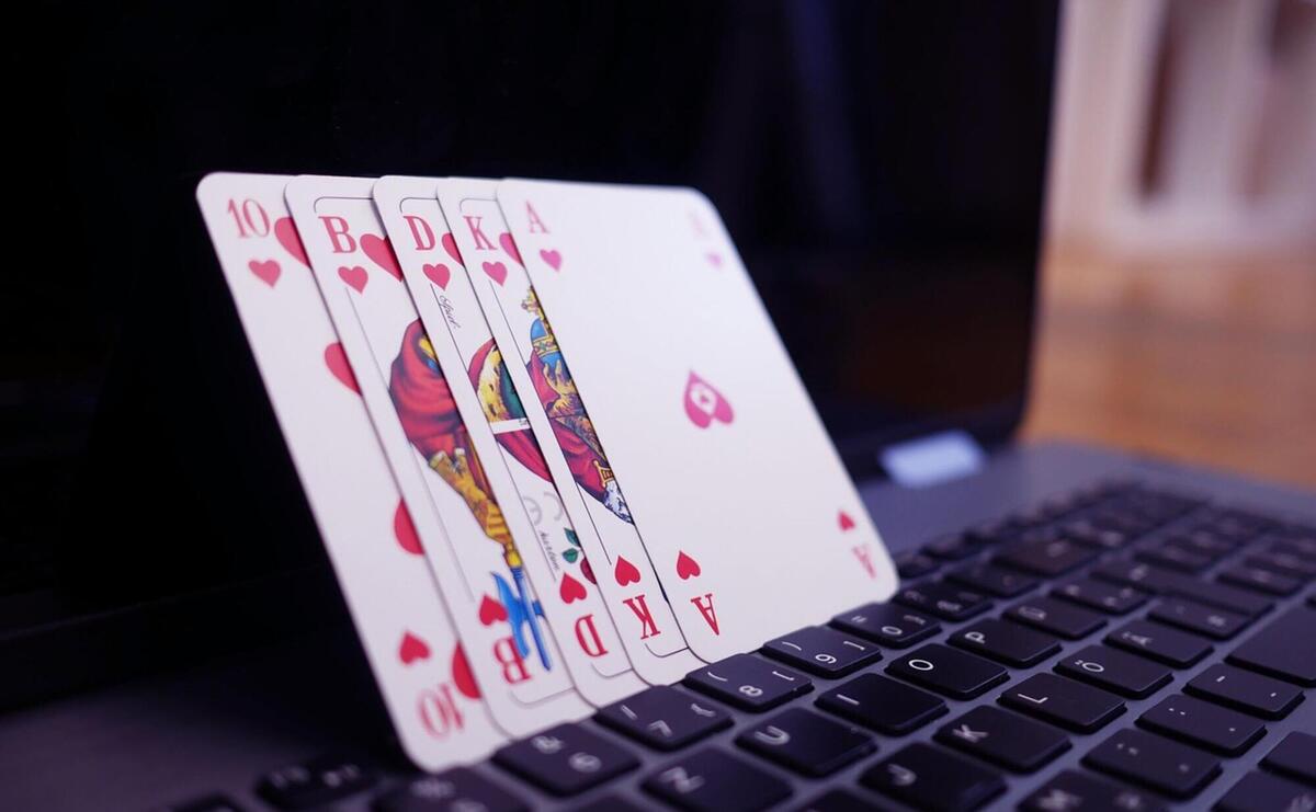 Online poker, poker, gambling
